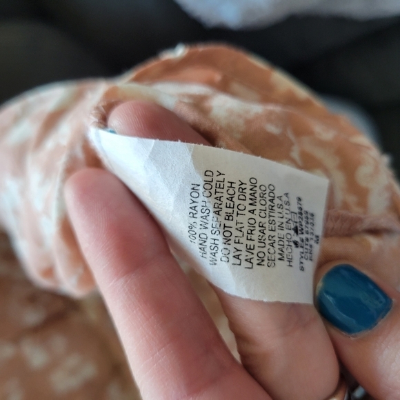 Lazy Sundays Medium Peachy Pink Short Sleeve Blouse White Floral Print Swiss Dot - Picture 6 of 6